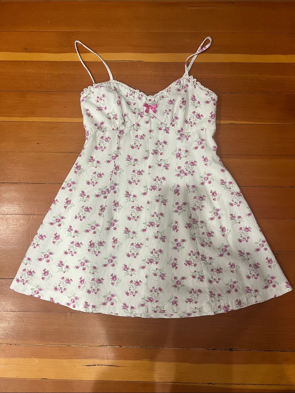 Trixxi White Floral Chemise with Pink Rose Print Size Small